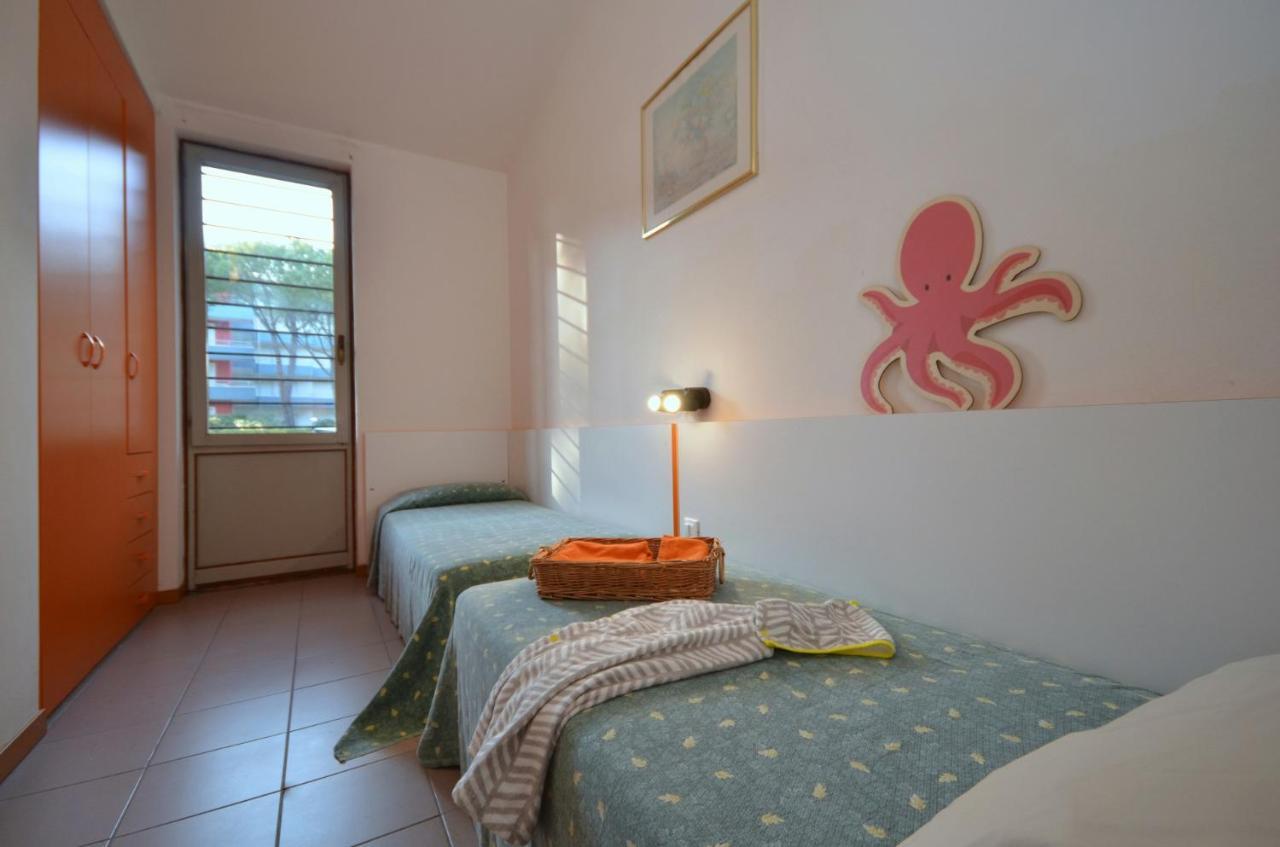 Villa Beethoven Lignano Sabbiadoro Exterior foto